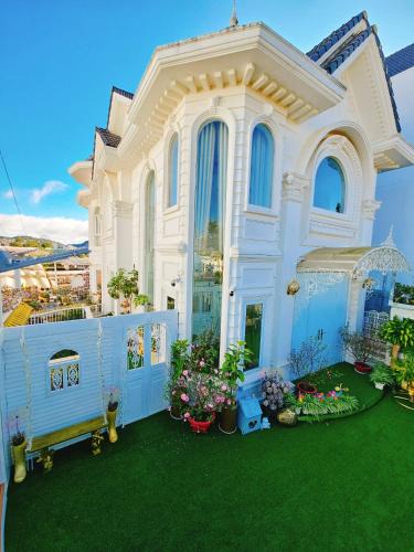 Phuong House | Lâu Đài Nhỏ Đà Lạt - Little Castle Da Lat - Mosaic Garden Suite 242