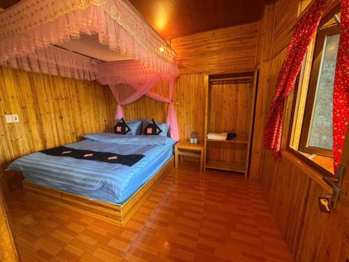 Quan Ba House | Lý Phúc Homestay Quản Bạ