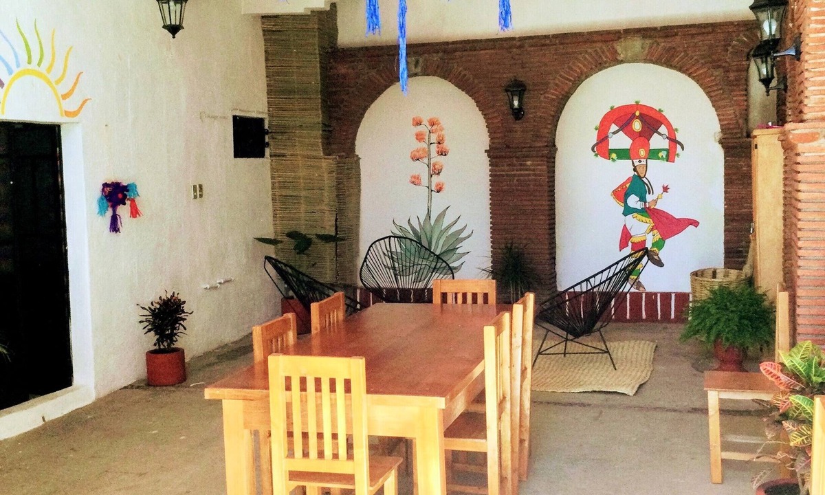 FERROCARRIL House | La Casa de los Amigos: A Traditional Oaxacan Home