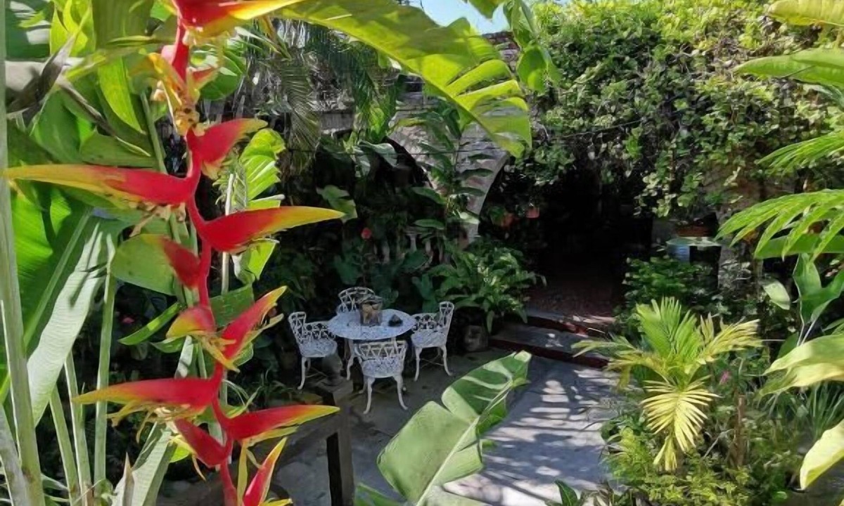 Sin Nombre Loc. San Blas Hotel | La Familia Hotel y Restaurante