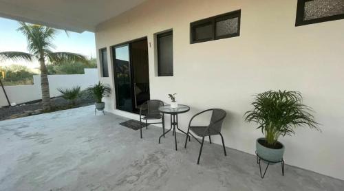 La Ventana Apartment | La Ventana Apartments Cactus 1