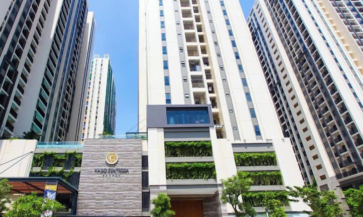 District 10 Apartment | LaLa Hà Đô Centrosa Residence