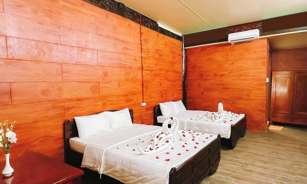Phong Dien Hotel | Lang du lich sinh thai da noi