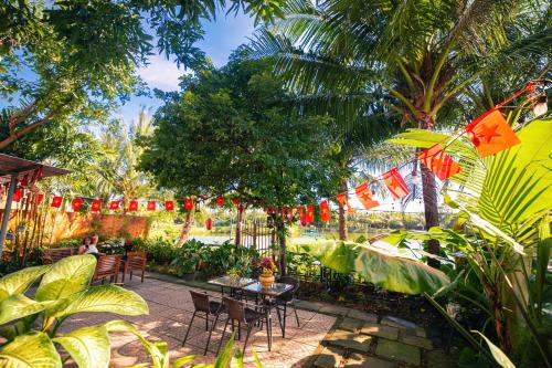 Cam Thanh House | Laoxao Lakeview Homestay