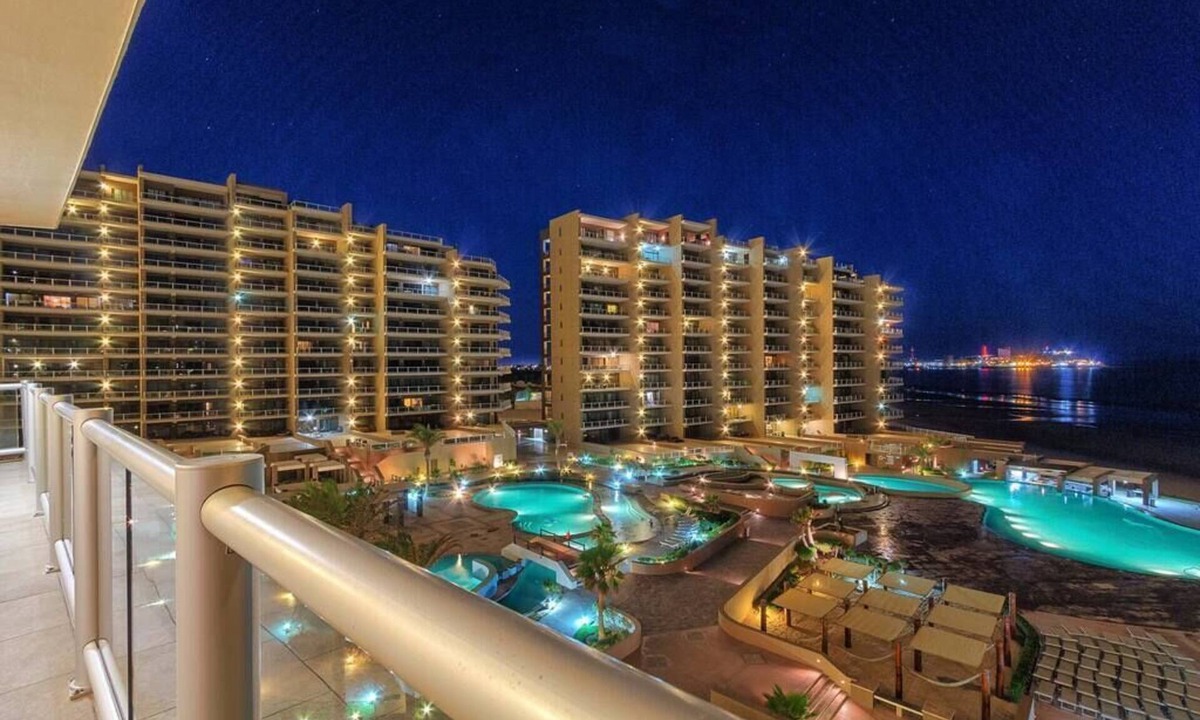 Puerto Penasco Resort | Las Palomas 3‑Bed/2‑Bath Oceanfront Condo Views with Balcony & Resort Access
