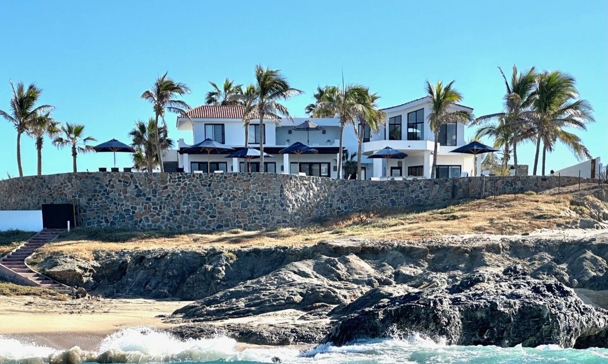 Elias Calles House | Lejos De Todo - Boutique Guest Home