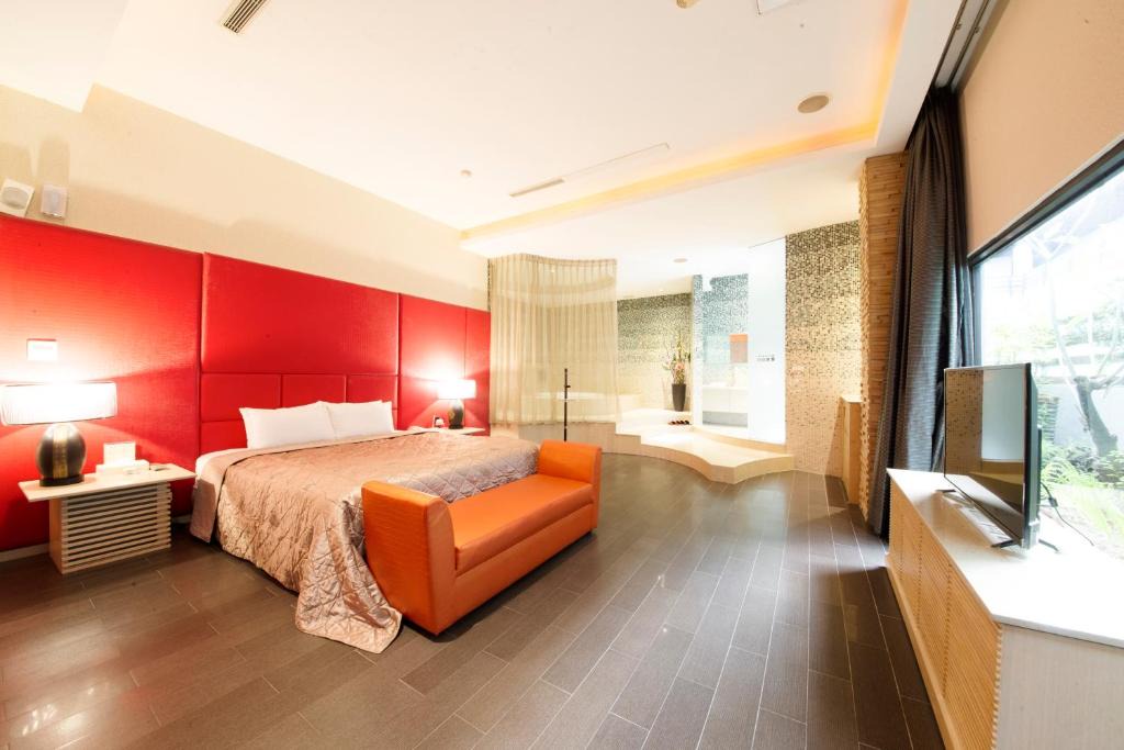 East District Hotel | LI-GIN Motel