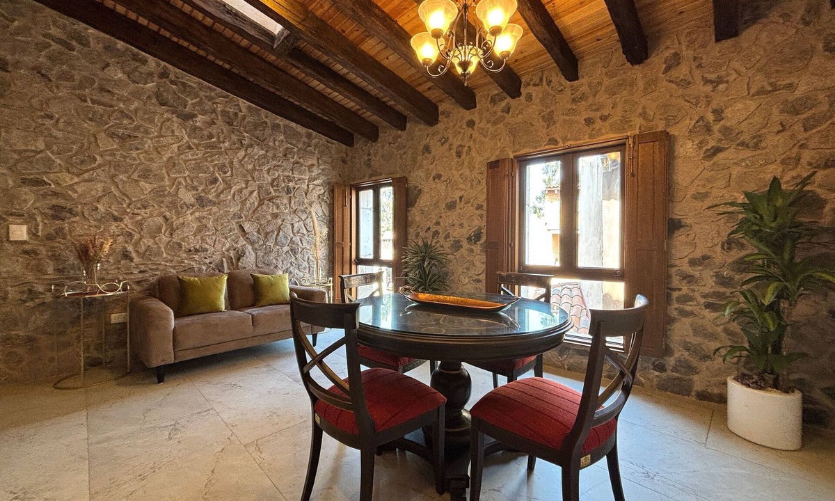 Santeagueda Apartment | Loft Carlo Crivelli: Renaissance in ValQuirico