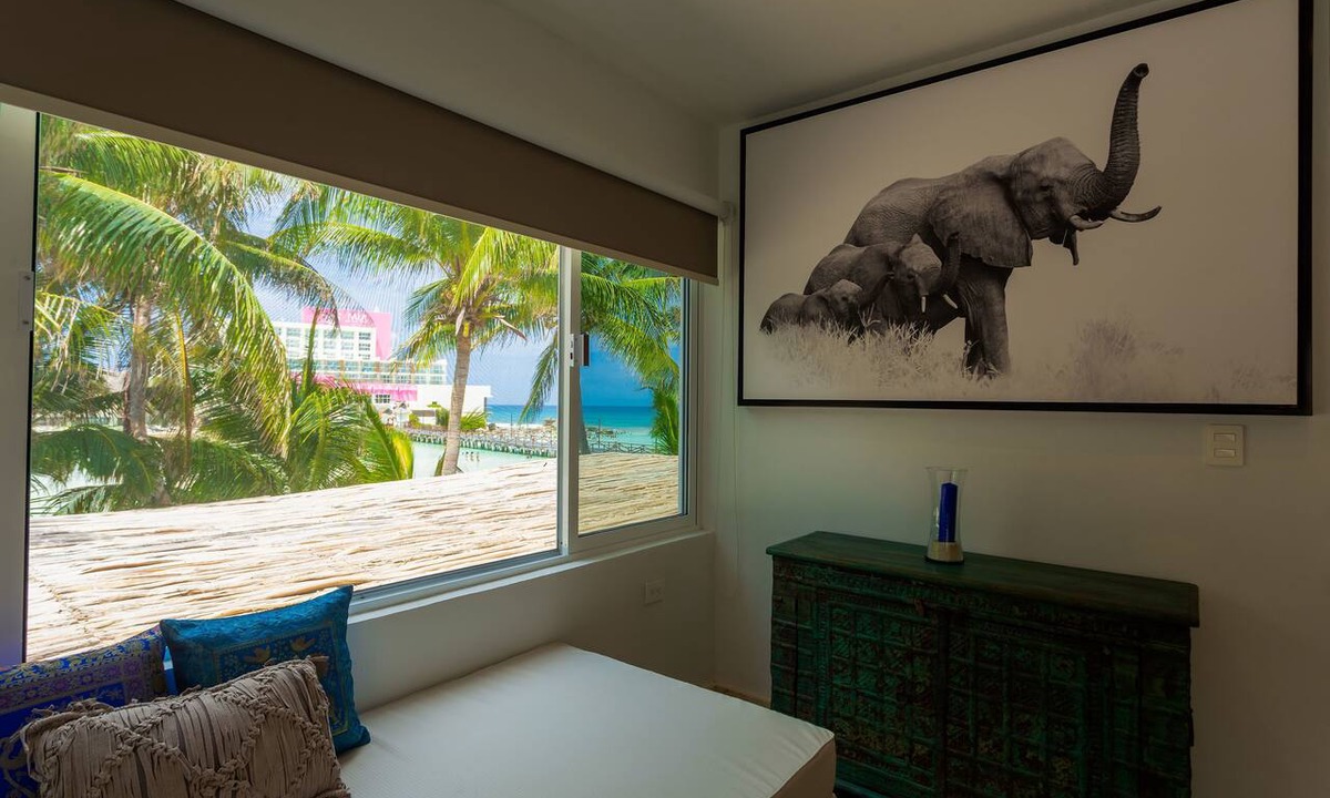 Centro - Supmza 001 Hotel | Lotus Beach Hotel - Adults Only