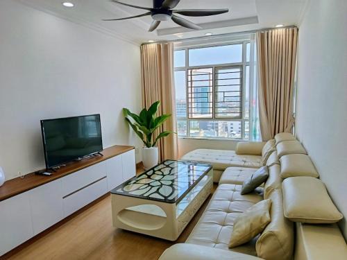 Da Nang City Centre Apartment | Lovely 2-Bedroom Apartment in the City Center