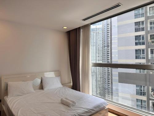 District 9 Apartment | Lucent Home