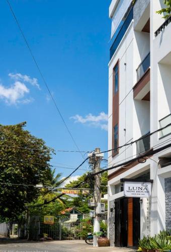 Ninh Kieu House | LUNA House
