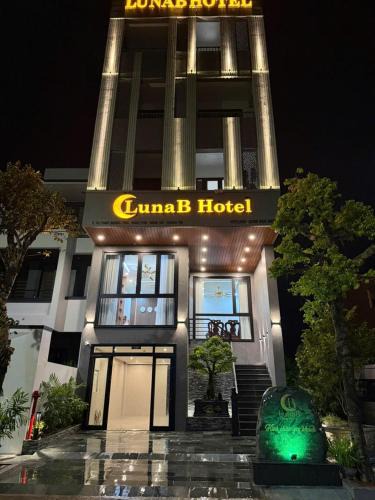 Dong Hoi Hotel | LunaB Hotel