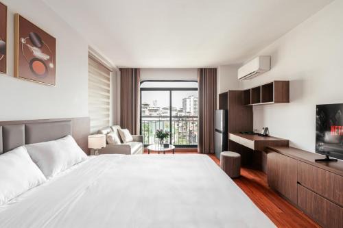 Ba Dinh Hotel | Luxe Paradise Suites - No34 Alley 260 Đội Cấn