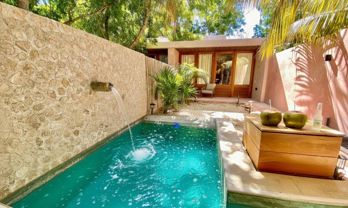 Chelem House | Luxurious Beach House! You don’t have to rough it! New construction in Chelem.