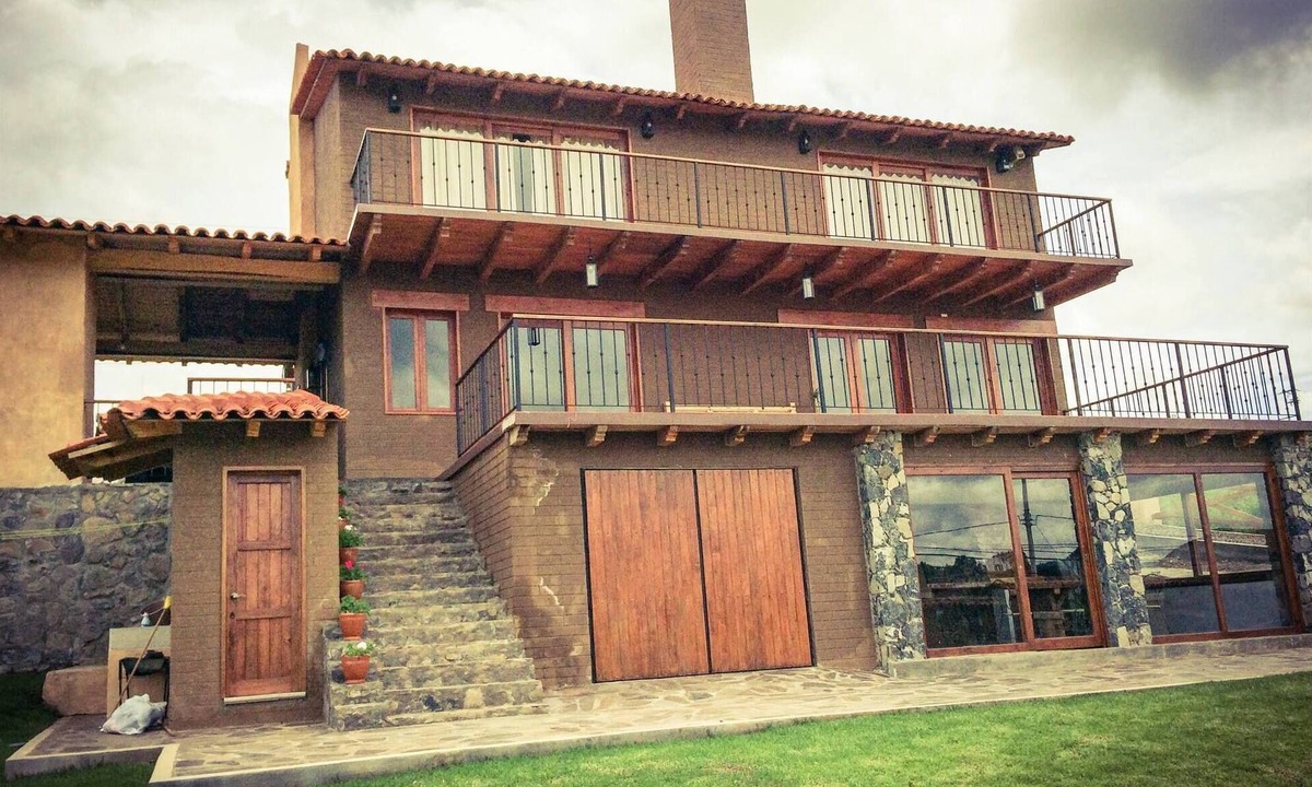 Tapalpa Cabin | Luxurious Cabin Retreat in Tapalpa 4 Bedrooms 6 Bathrooms