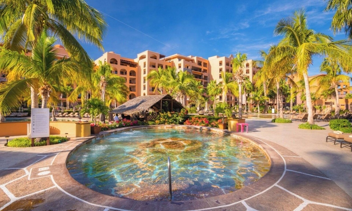 Loreto Resort | Luxurious, one bedroom at the award winning Villa Del Palmar at Island’s Loreto.