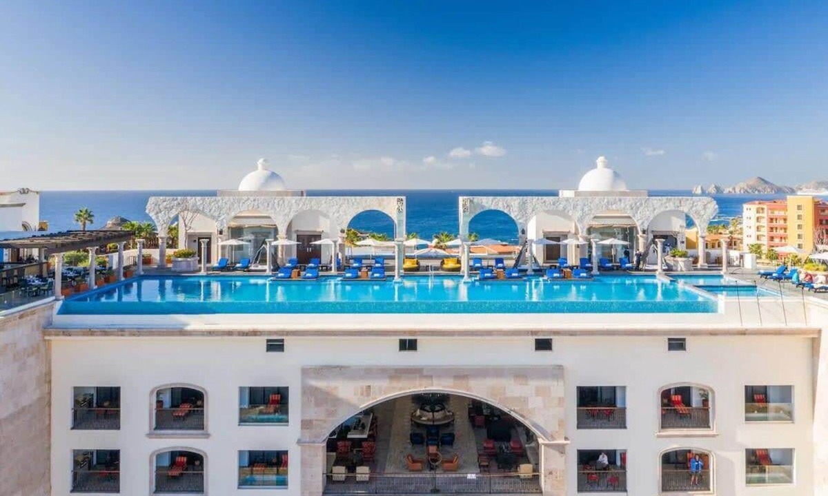Cabo San Lucas Apartment | Luxurious & Spacious 2BR Suite in Cabo San Lucas