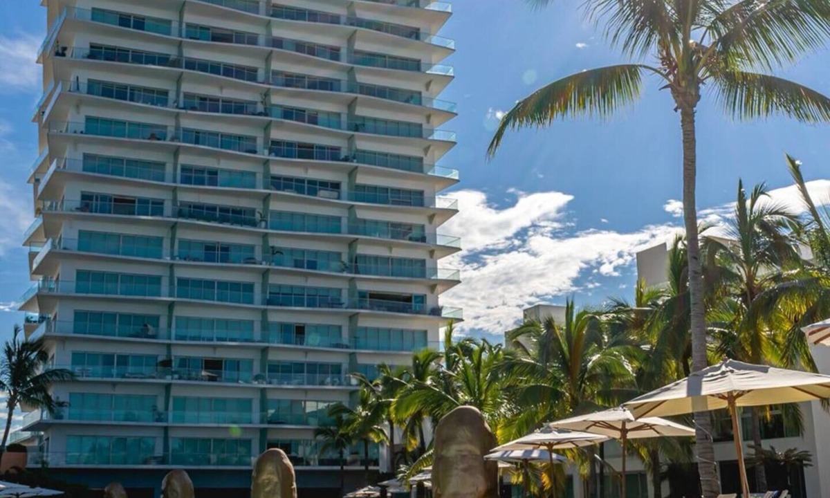 North Hotel Zone Apartment | Luxury 1-bedroom apartment at Icon Vallarta 2-801 with an ocean view