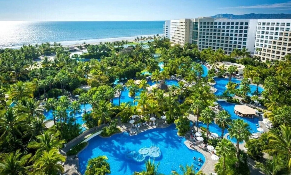 Las Jarretaderas Hotel | Luxury 2-bedroom hotel suites in charming Nuevo Vallarta with WiFi, AC