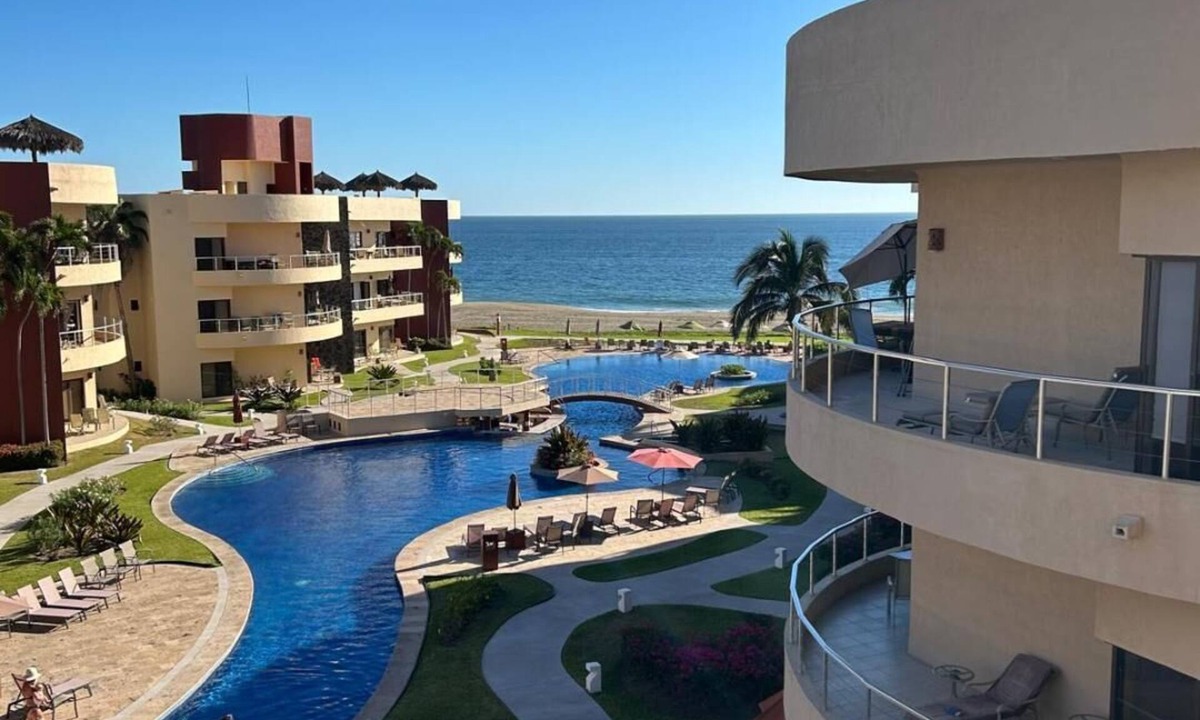 Isla Navidad Condo | Luxury 3 Bedroom Oceanview Penthouse Condo-Sleeps 8 at Playa Grande,Mexico