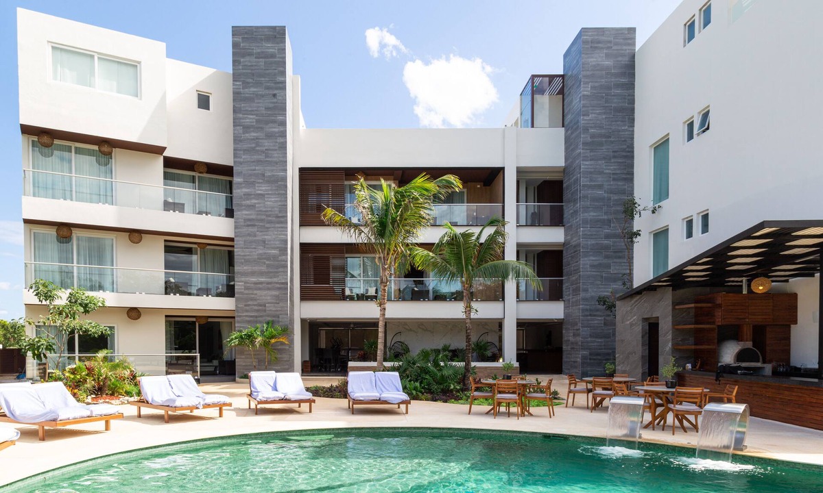Akumal Apartment | Luxury 3BR Apartment W Exclusive Amenities - 201AB