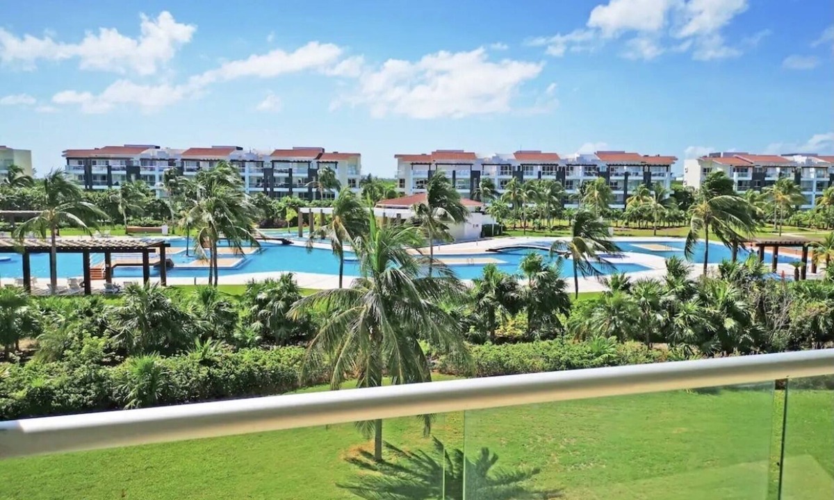 Puerto Juarez Apartment | Luxury and Comfort for couples or families in front of the beach.