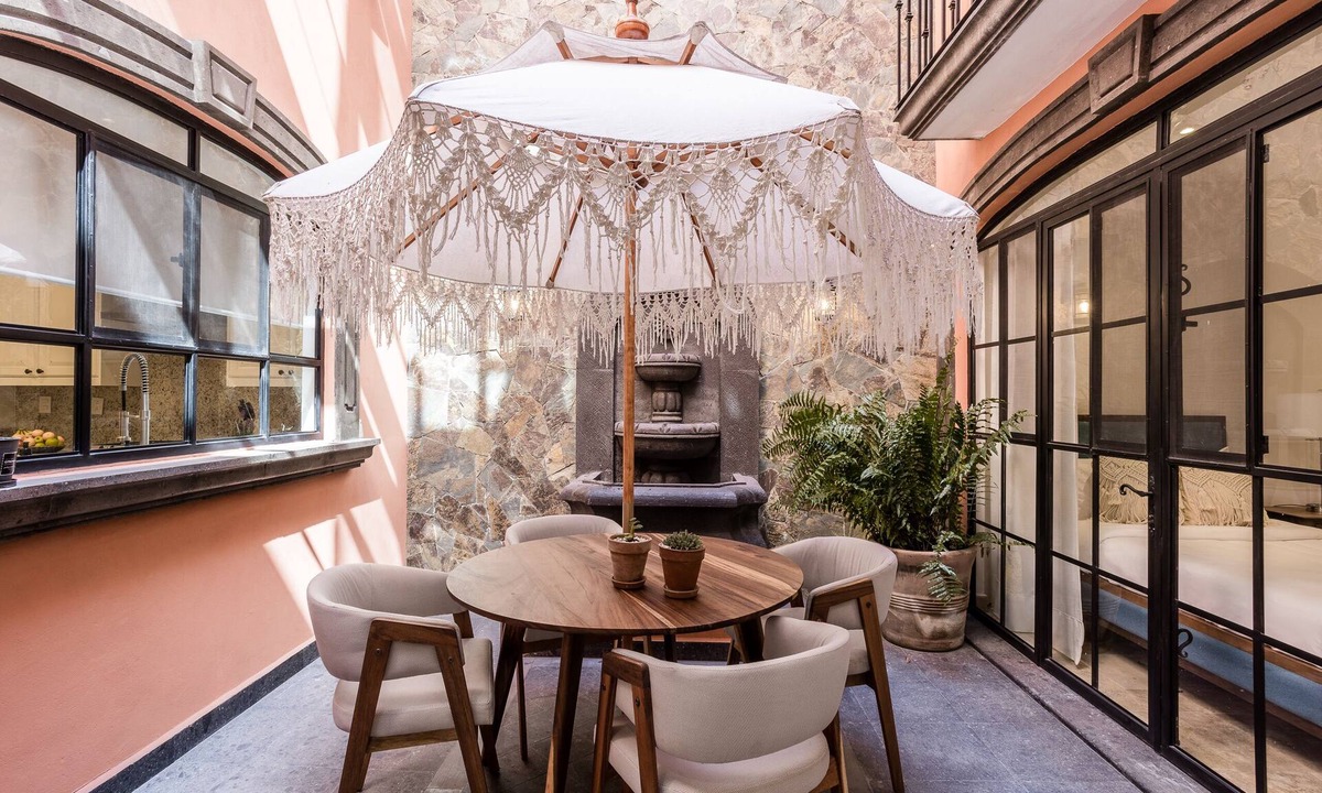 Zona Centro Apartment | Luxury Apartments with Rooftop & Jacuzzi