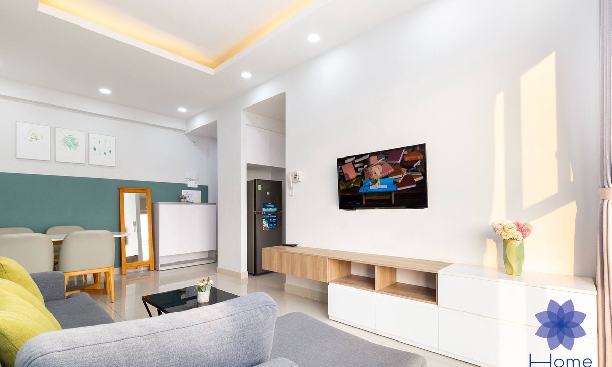 Tan Binh Apartment | Luxury Apartment With Free Pick-up Airport; Free Gym & Pool