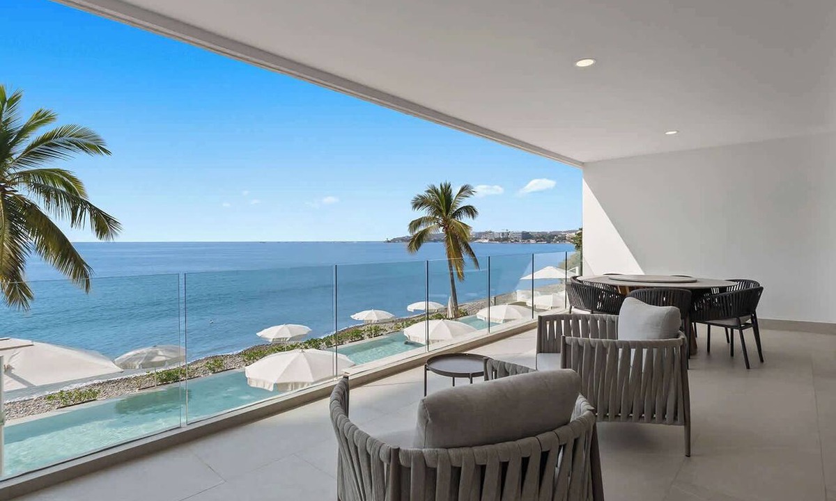 Bucerias Apartment | Luxury Beachfront 3BR + Ocean Views | Panarea 1C