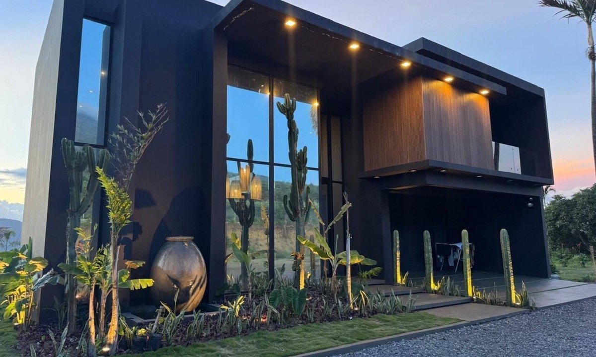 Ciudad Vieja House | LUXURY HOME - CASA LAVA, PANORAMIC VIEWS OF VOLCAN DE FUEGO