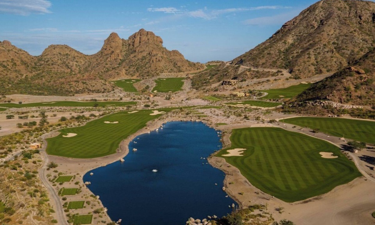 Loreto Villa | Luxury Oceanfront Escape in Loreto with Spectacular Golf & Views