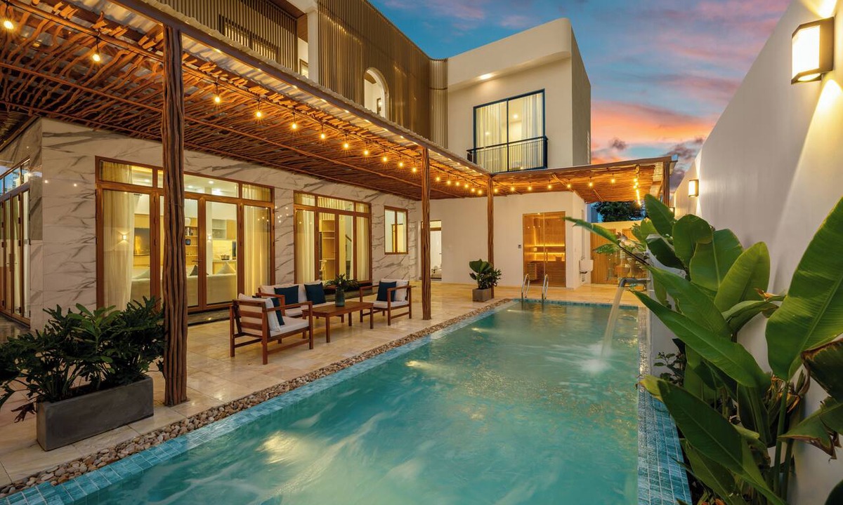 Ngu Hanh Son House | Luxury Orient Golf Villa& Suite 5BR near Golf