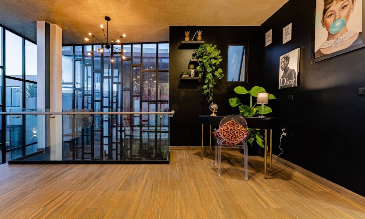 La Condesa Apartment | Luxury PH with Rooftop, BBQ, and Stunning Views