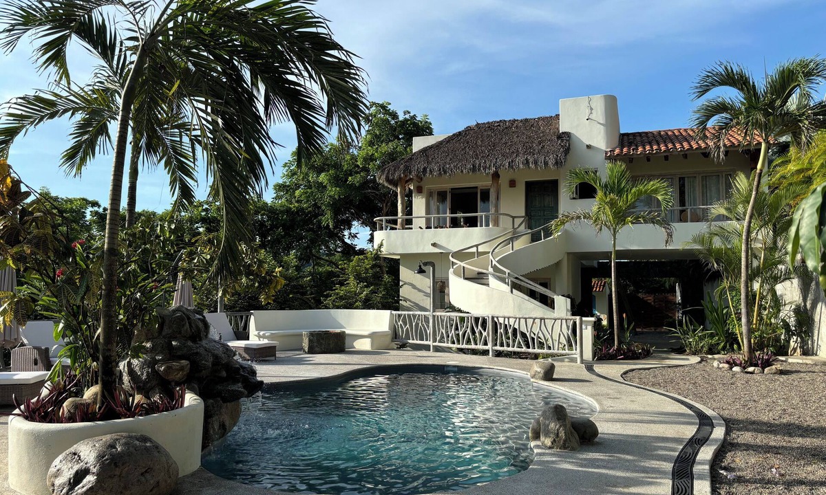 Sayulita Villa | Luxury Pool Villa with Panoramic Sea Views