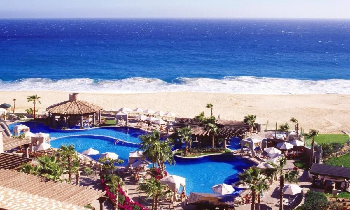Sunset Beach Resort | Luxury Resort Stay & Play at Pueblo Bonito Sunset Beach in Cabo San Lucas