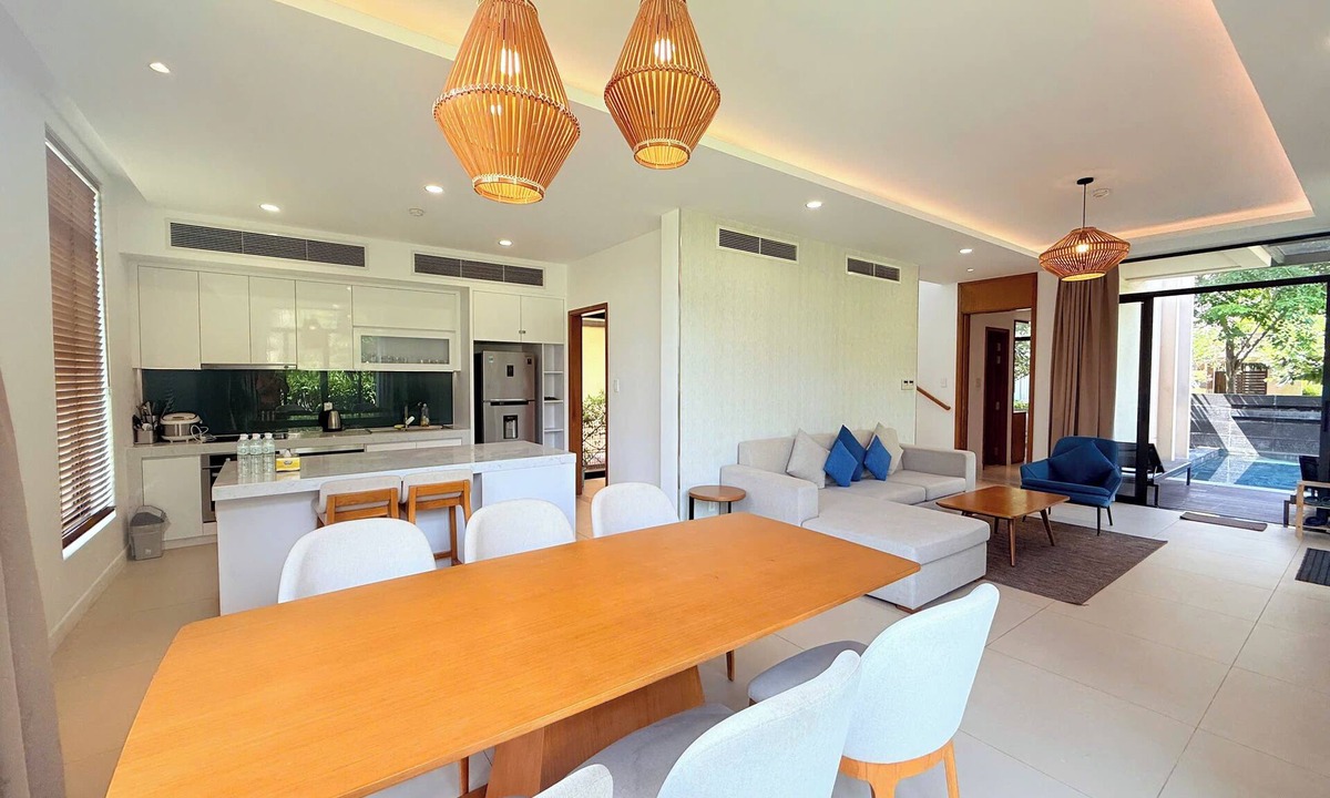 Cam Lam Villa | Luxury Villa Beach Front