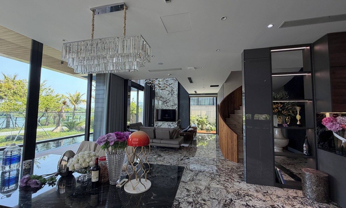 Ngu Hanh Son Villa | Luxury Villa Near My Khe Beach