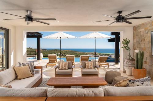 Sunset Beach House | Luxury Villa with Infinity Pool and Ocean View
