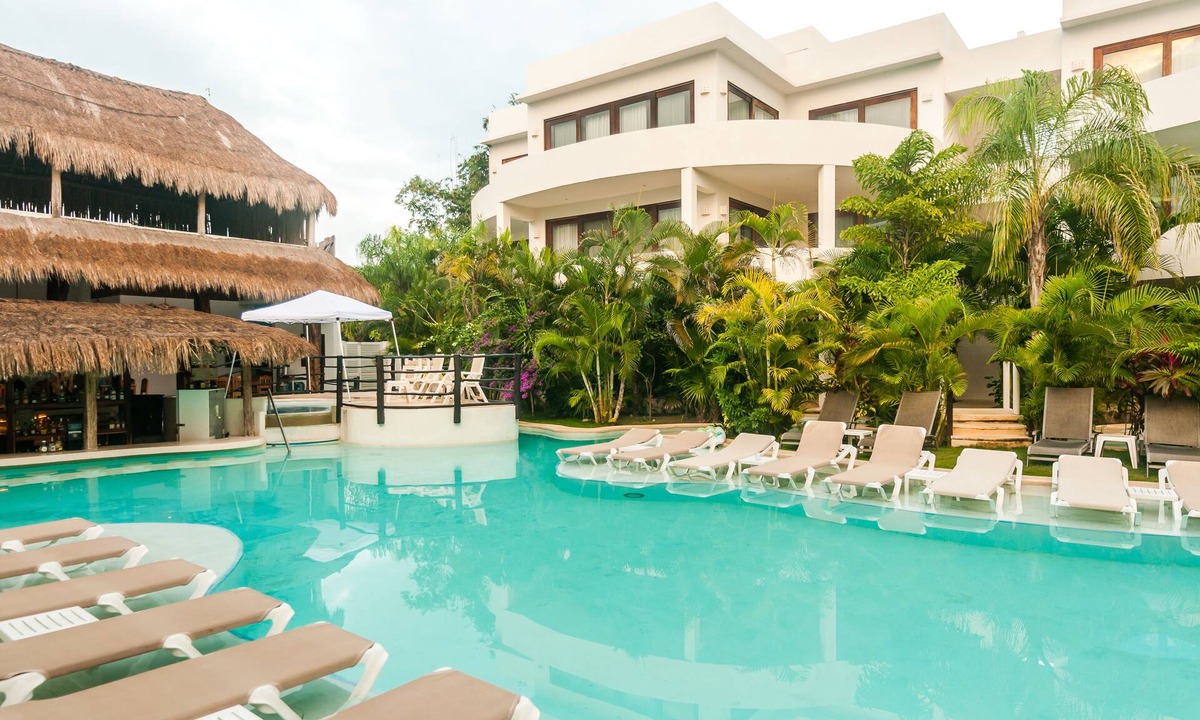 La Veleta Condo | Mak Nuk Village-1 Bedroom-Swim up