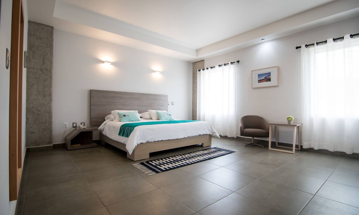San Agustin de las Juntas Hotel | Maria Ines Hotel Suite
