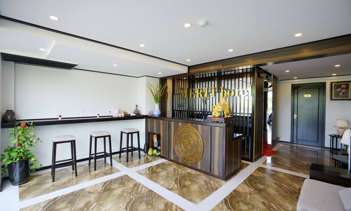 Ha Long Hotel | Merit Hotel