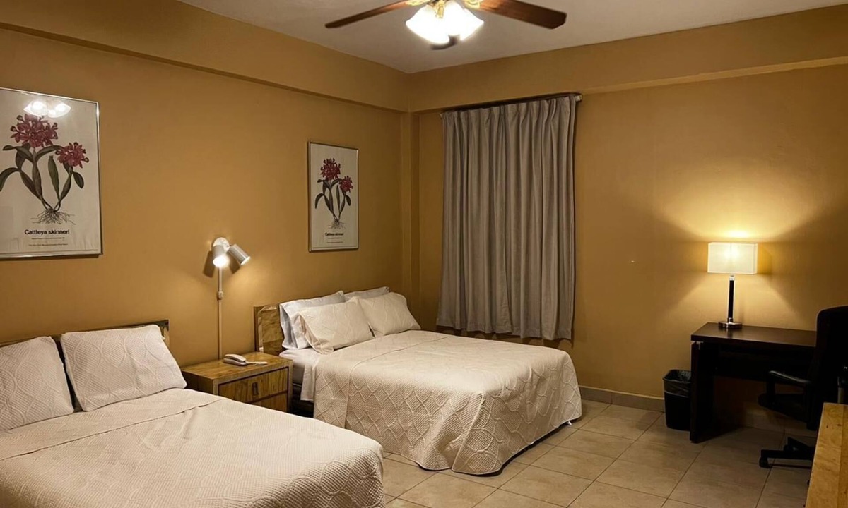 Nuevo Laredo Hotel | Meson Del Rey