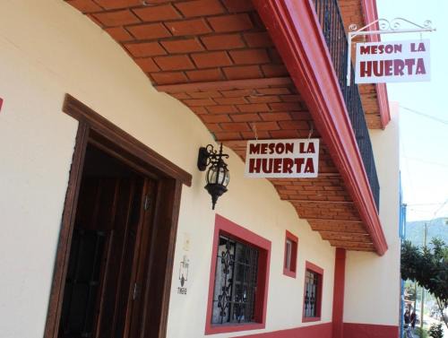 Mascota Hotel | Meson La Huerta