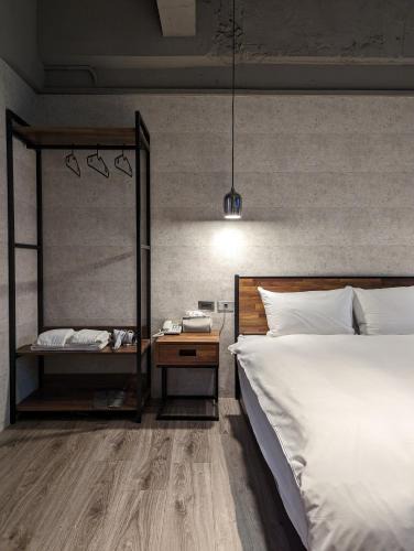 Xinyi Hotel | Meworld Hotel - Songshan