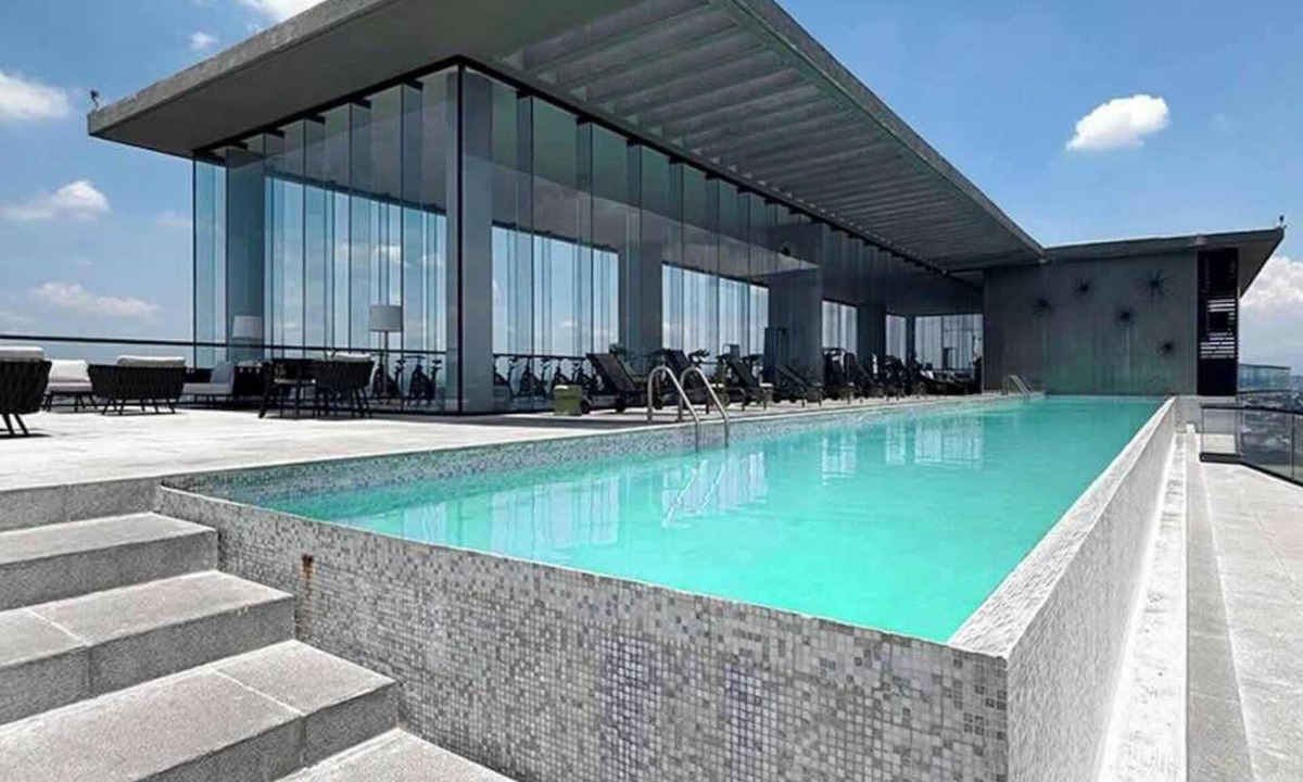 Zona Minerva House | Minerva retreat w/pool, parking | World Cup 26