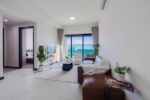 District 4 Apartment | Minimal Luxury Apartment District 4