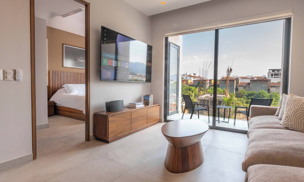 Diaz Ordaz Apartment | Modern 2 Bedroom Apartment in Versailles with Pool and Views