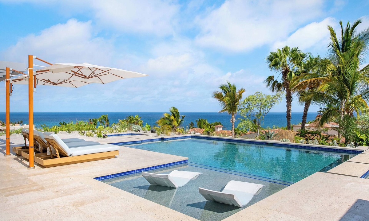 Buzzards Villa | Modern 5-Bd Villa, Beach Club Access — Chef, Butler & Yacht Charter Incl.