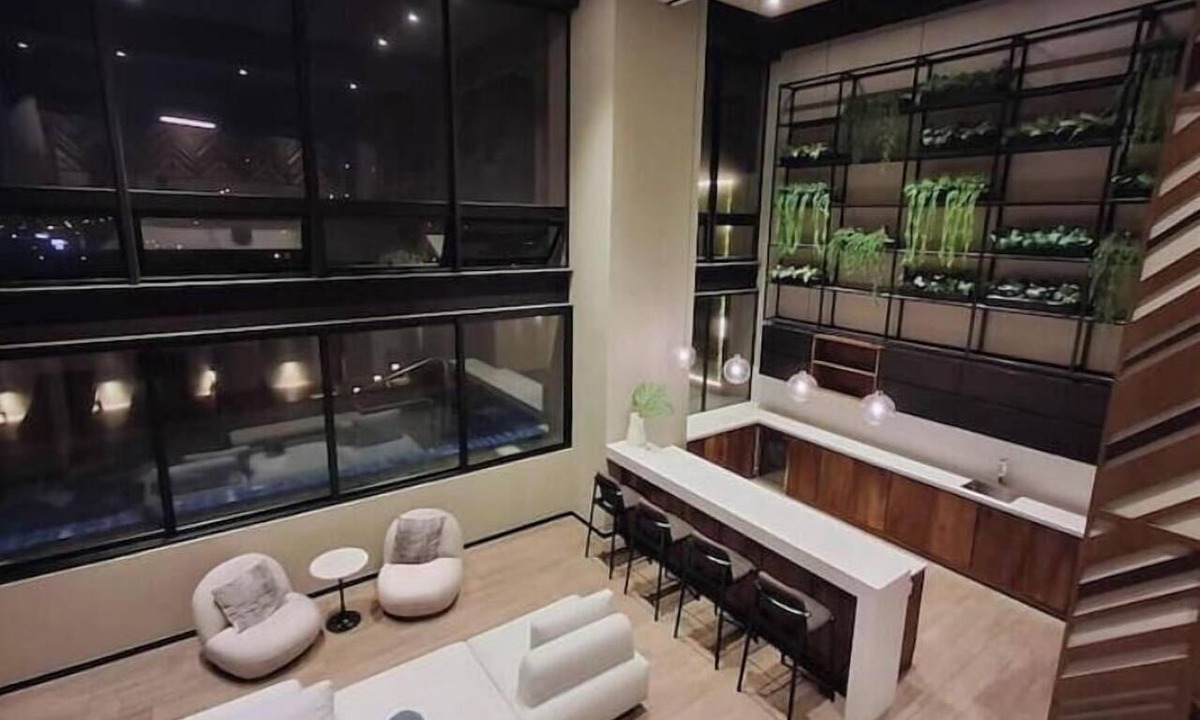 Zona 10 Apartment | Modern Apartment in Zone 10 | 10 Minutes from the Airport
